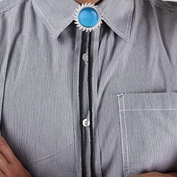 Set of 6 beautiful western Bolo ties - Picture 5 of 5